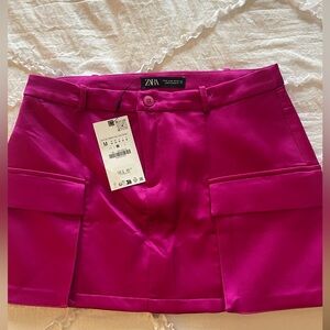 Zara satin effect cargo mini skirt NWT size medium